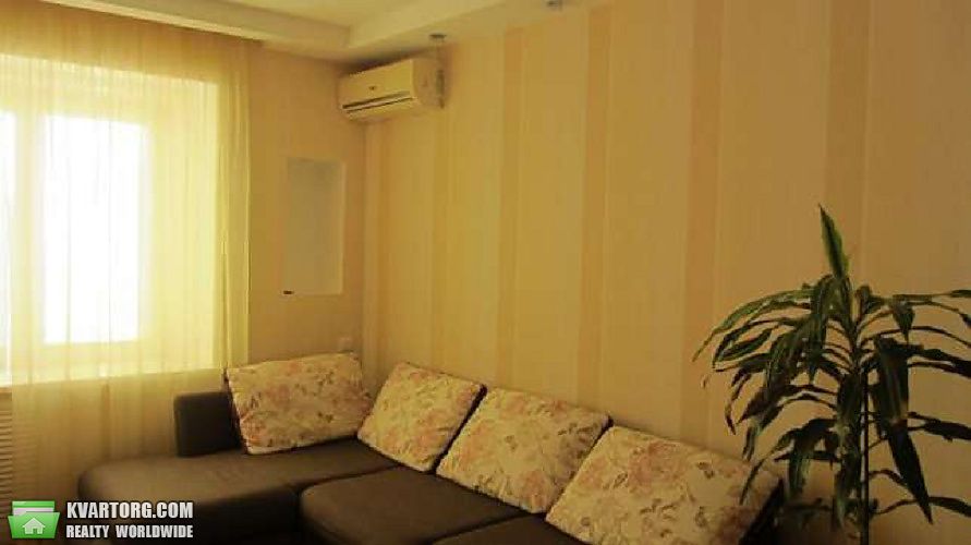 Sell 2-room apartment. Киев,  Лисковская — photo 1