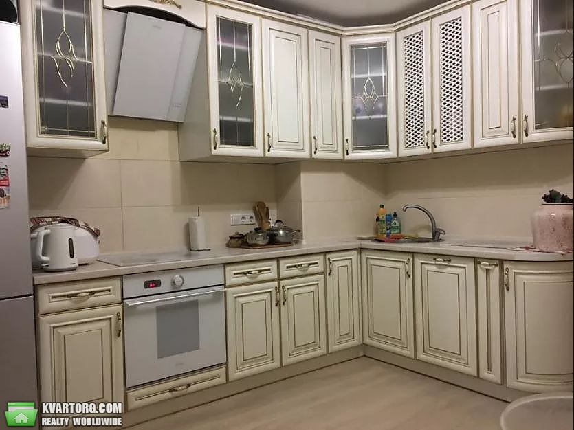 Sell 3-room apartment. Киев,  Урловская — photo 1