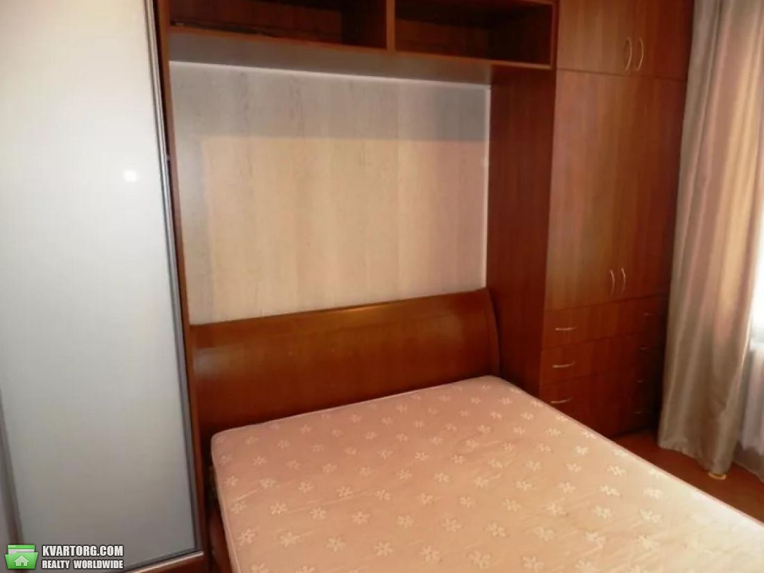 Rent out 2-room apartment. Киев,  Тарасовская — photo 5