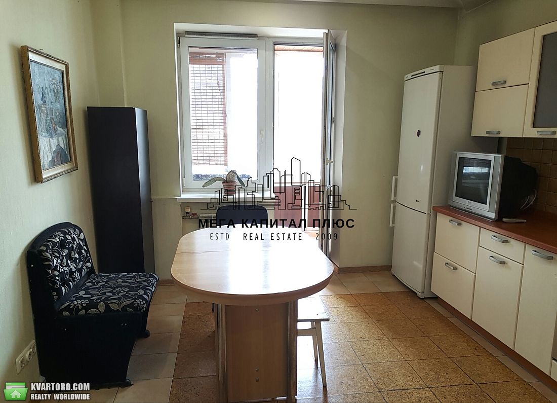 Rent out 2-room apartment. Киев,  Ахматовой — photo 2