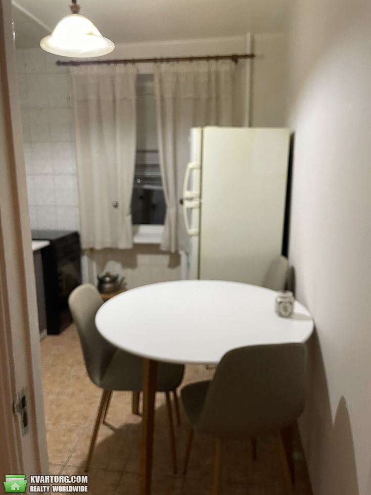 Rent out 2-room apartment. Киев,  Татарская — photo 2