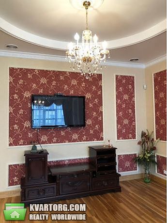 Rent out 3-room apartment. Киев,  Крещатик — photo 4