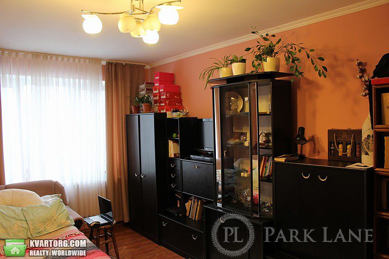 Sell 2-room apartment. Киев,  Миропольская — photo 2