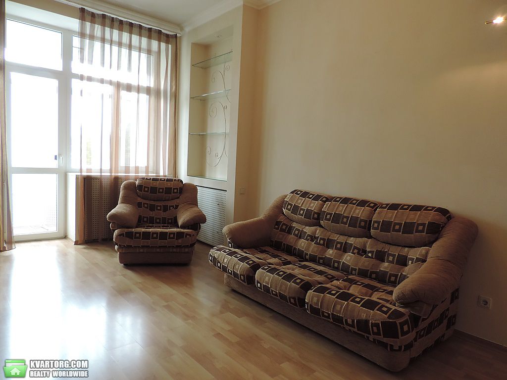 Rent out 3-room apartment. Киев,  Шелковичная — photo 5