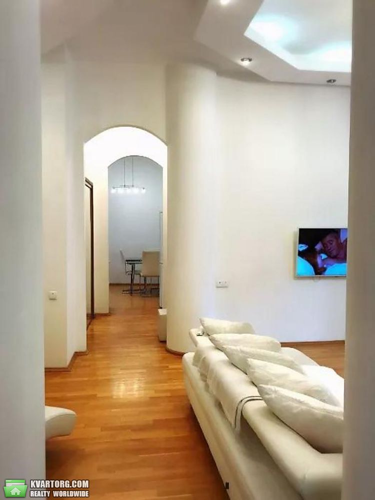 Rent out 3-room apartment. Киев,  Пушкинская — photo 8