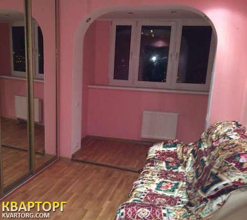 Rent out 2-room apartment. Киев,  Тычины пр — photo 3
