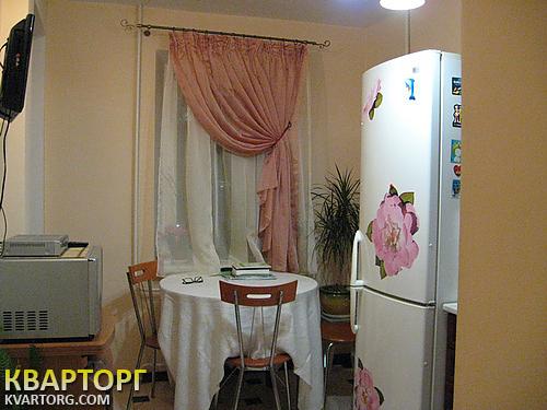 Sell 2-room apartment. Киев,  Маяковского — photo 1