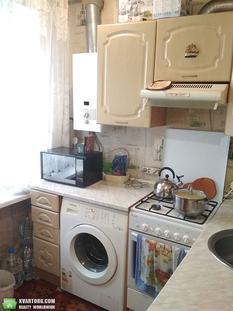 Rent out 2-room apartment. Киевская обл., Турчанинова — photo 1