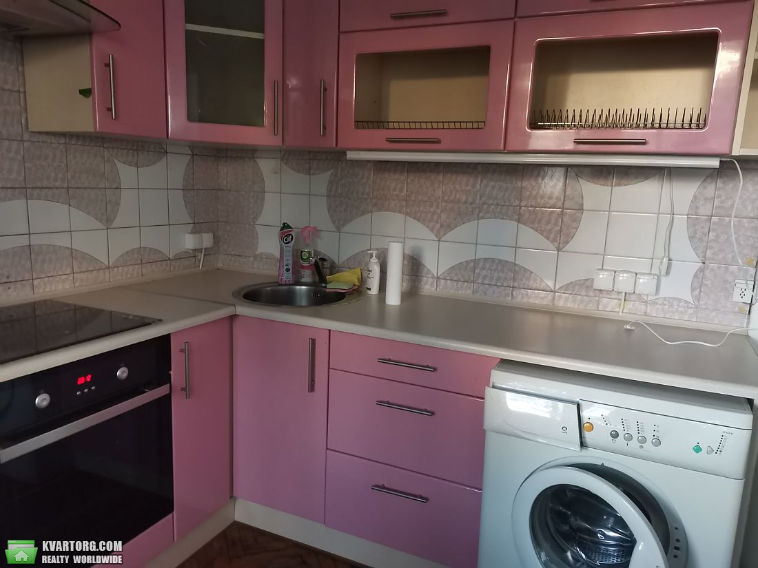 Rent out 1-room apartment. Киев,  Голосеевский пр — photo 1