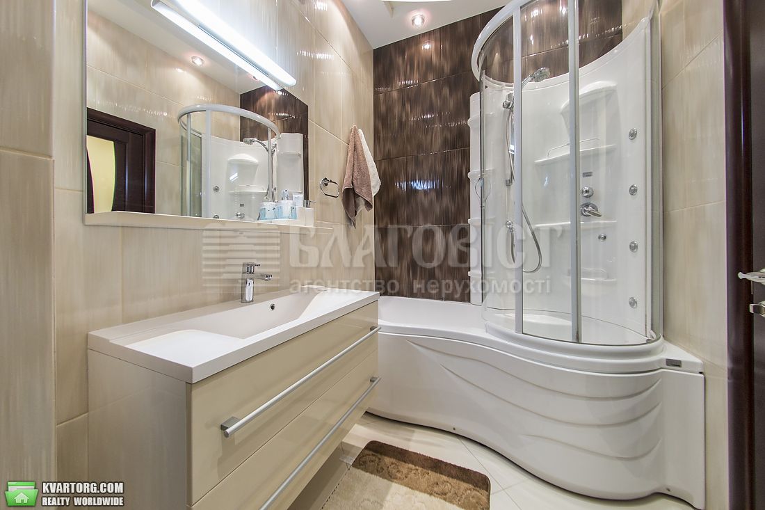 Rent out 2-room apartment. Киев,  Мельникова — photo 7