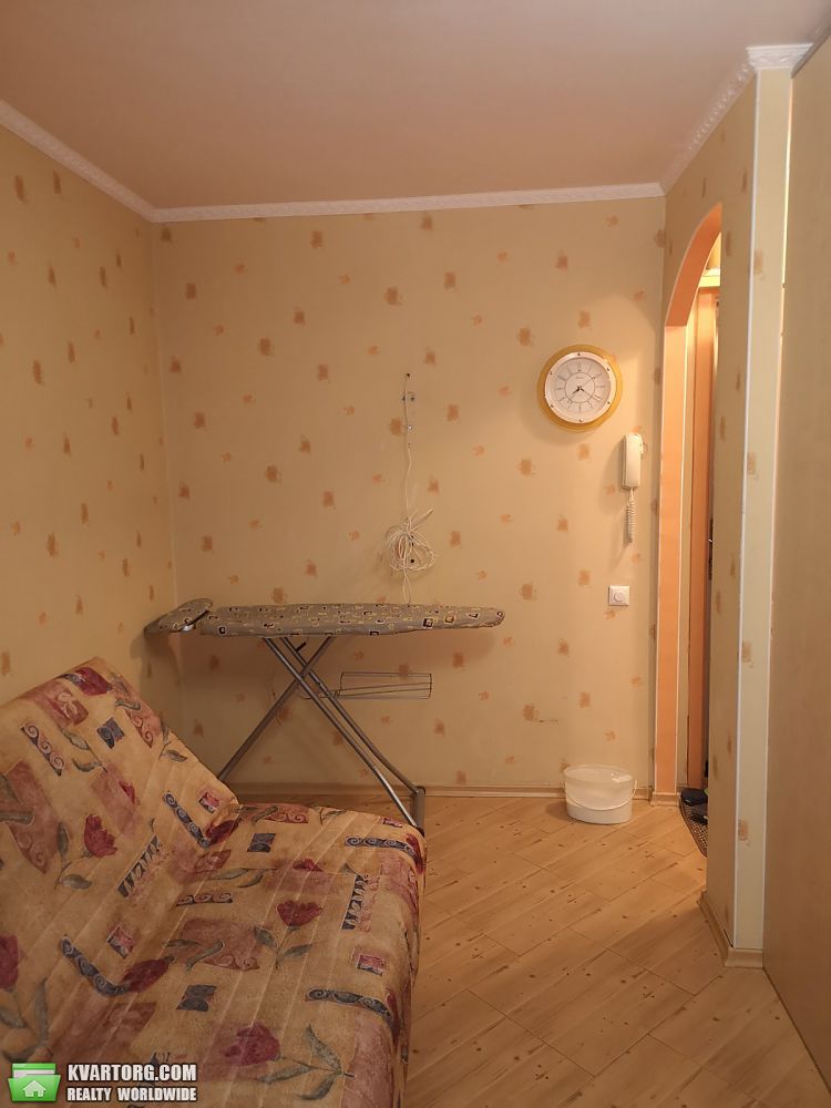 Rent out 1-room apartment. Киев,  Краснопольская — photo 1