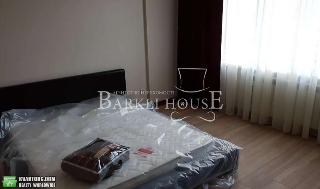 Rent out 4-room apartment. Киев,  Полтавская — photo 7