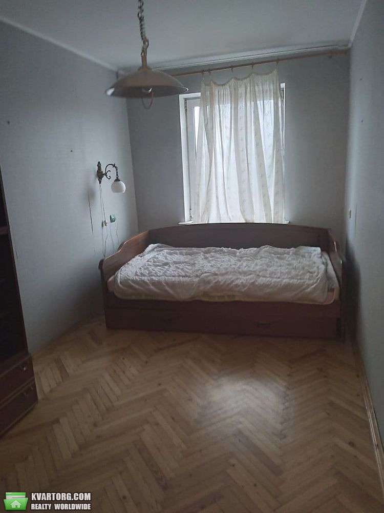 Rent out 3-room apartment. Киев, Лесной пр. — photo 2