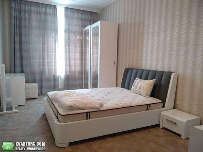 Rent out 3-room apartment. Киев,  Победы пр — photo 2