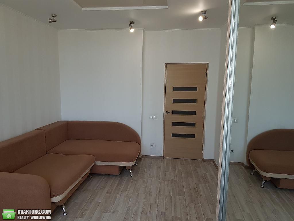 Rent out 1-room apartment. Киев,  Майорова — photo 2