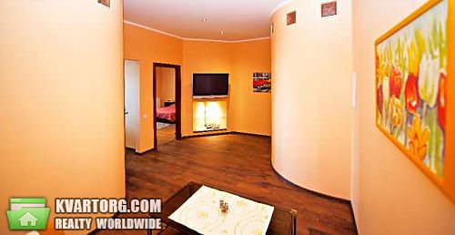 Rent out 2-room apartment. Киев, Почайнинская — photo 3