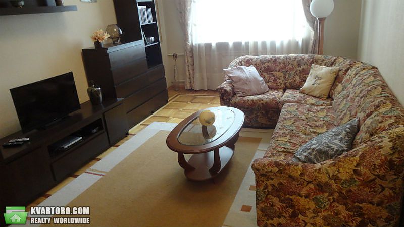 Rent out 2-room apartment. Киев,  Воздухофлотский пр — photo 1