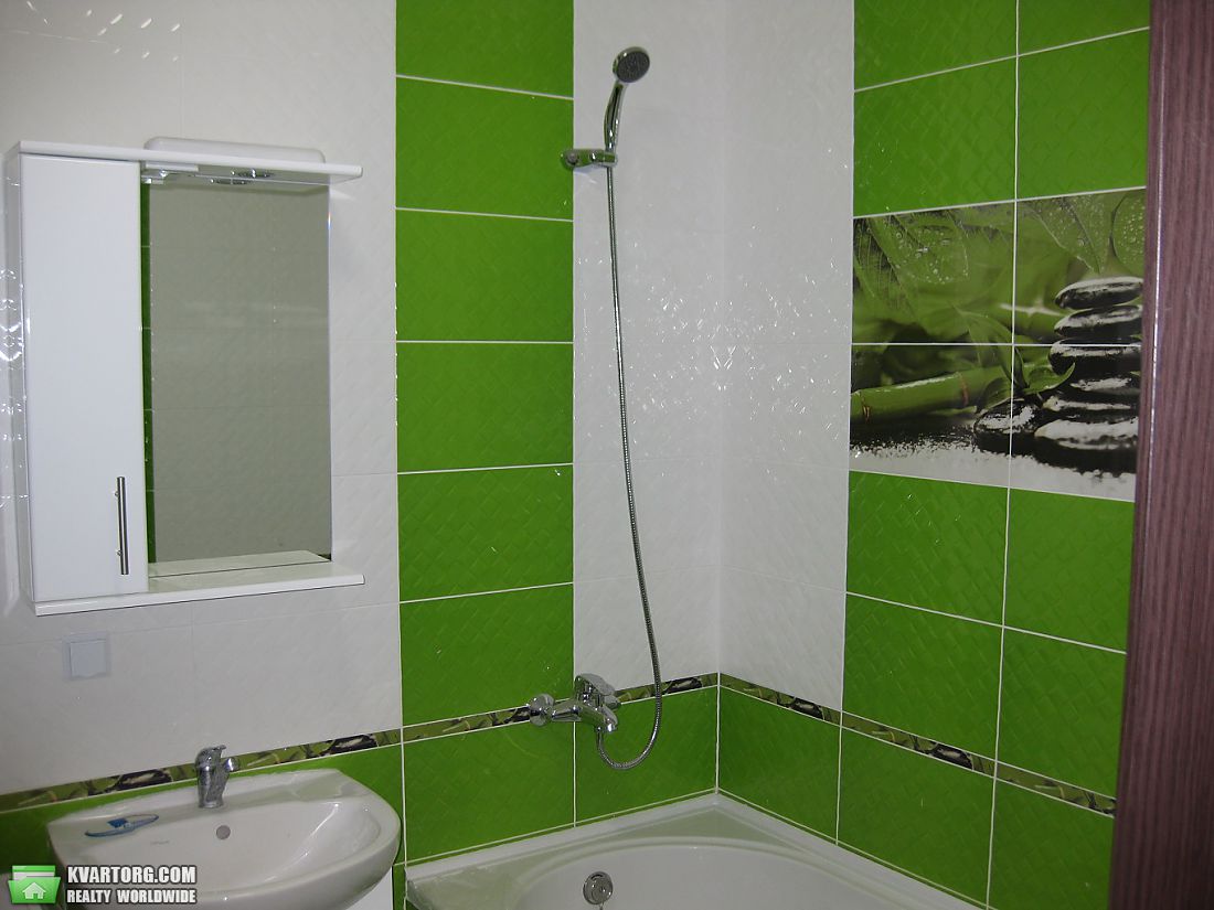 Rent out 2-room apartment. Киев,  Ямская — photo 9