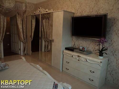 Rent out 2-room apartment. Киев,  Оболонская наб — photo 2