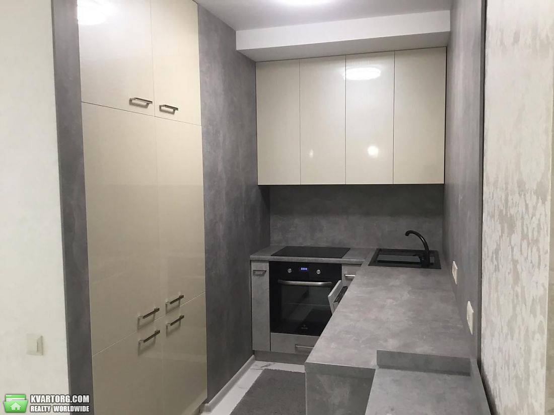 Rent out 3-room apartment. Киев,  Подвысоцкого — photo 2