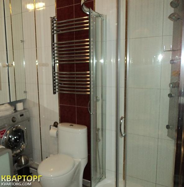 Rent out 2-room apartment. Киев,  Саксаганского — photo 10