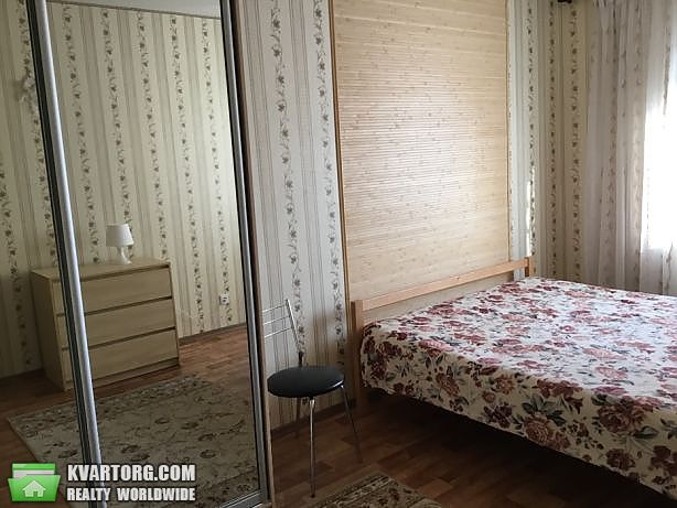 Rent out 2-room apartment. Киев,  Трутенко — photo 7