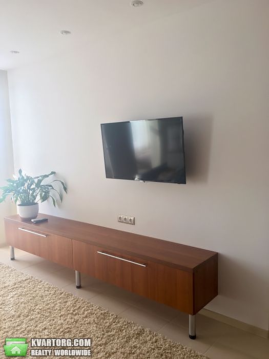 Rent out 2-room apartment. Киев,  Клавдиевская — photo 4