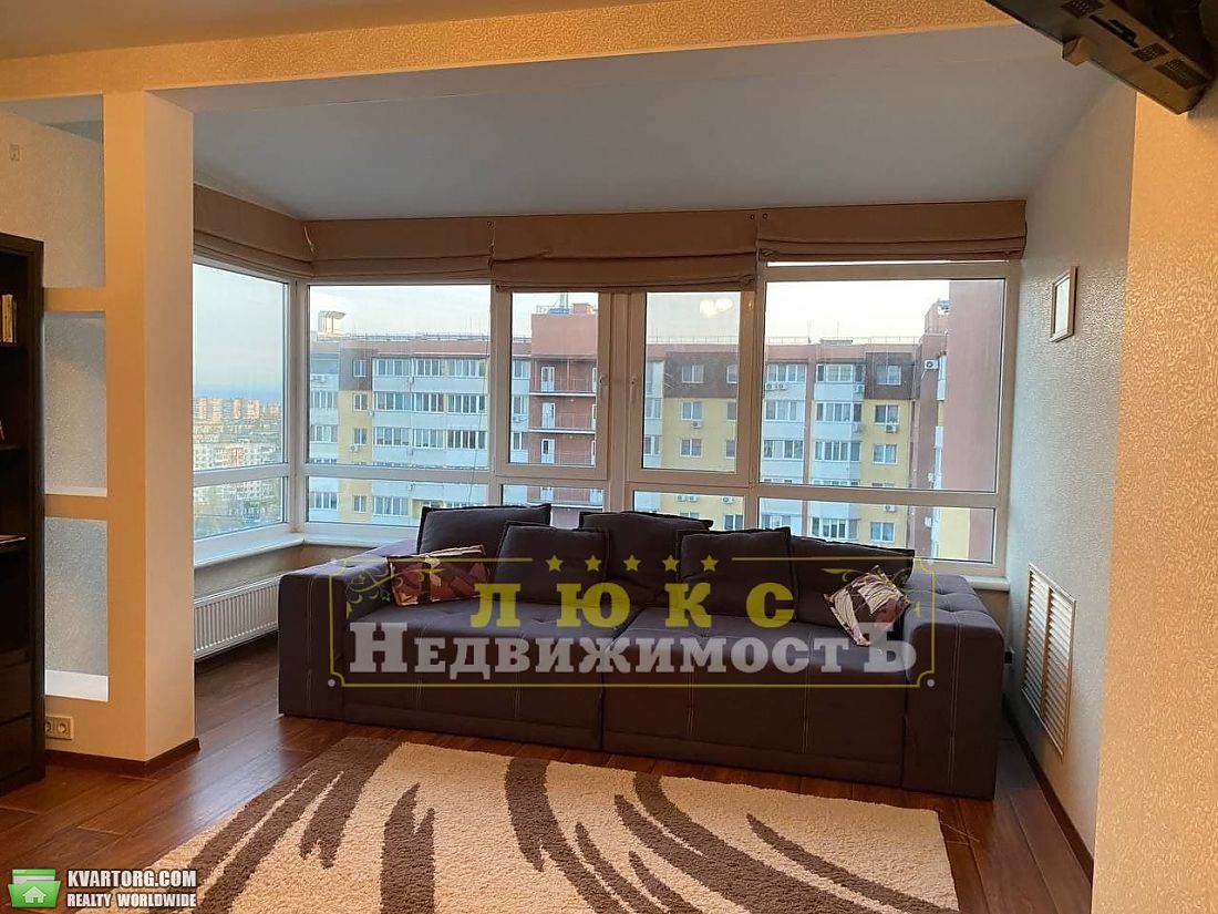 Sell 3-room apartment. Одесса, Левитана — photo 2