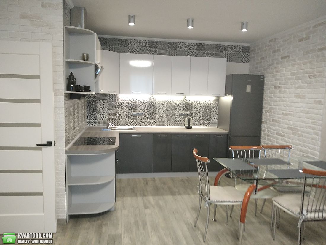 Sell 2-room apartment. Киев,  Ревуцкого — photo 2