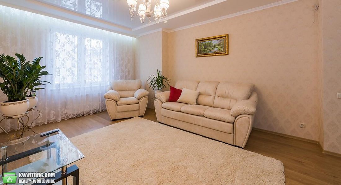 Rent out 2-room apartment. Киев,  Полтавская — photo 1