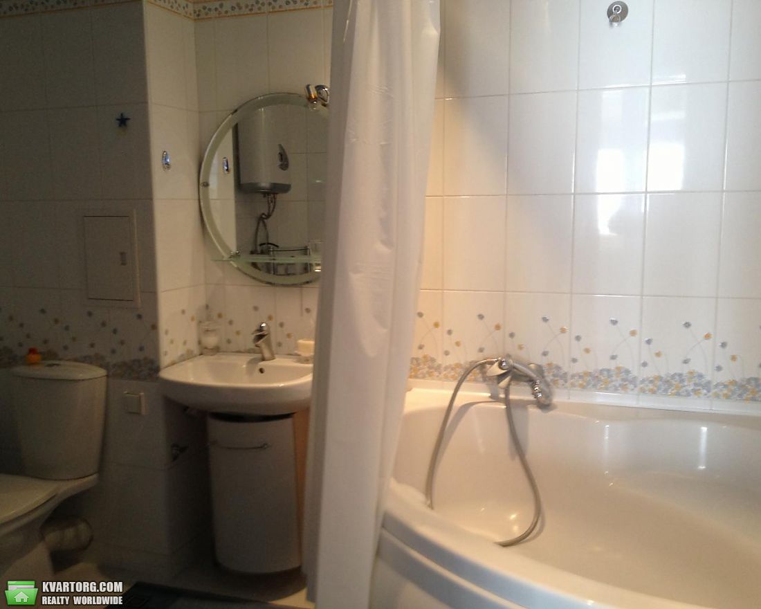 Rent out 2-room apartment. Киев,  Никольско-Ботаническая — photo 9