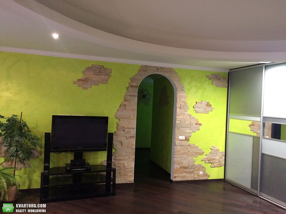 Sell 3-room apartment. Киев, Урловская — photo 4