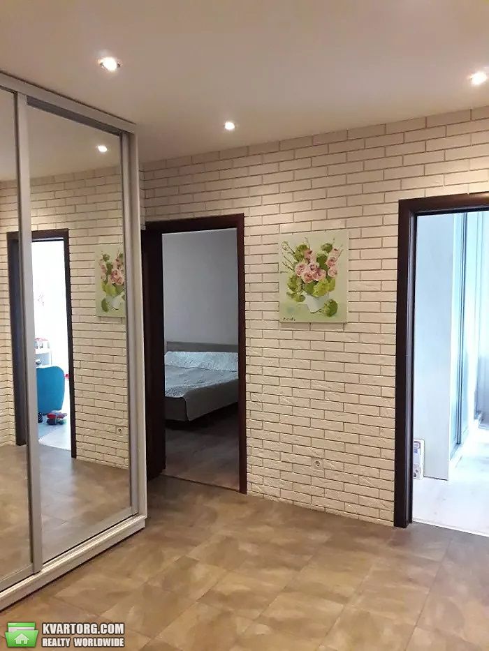 Sell 3-room apartment. Киев,  Сосницкая — photo 2