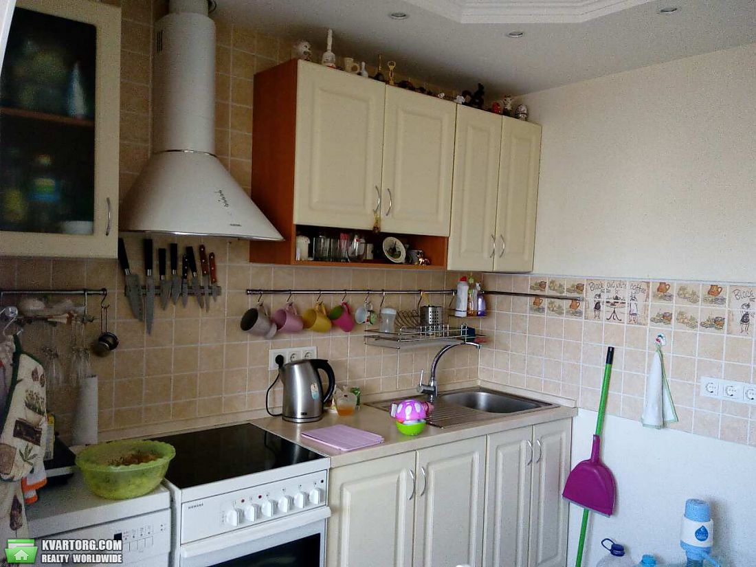 Sell 1-room apartment. Киев,  Ревуцкого — photo 3