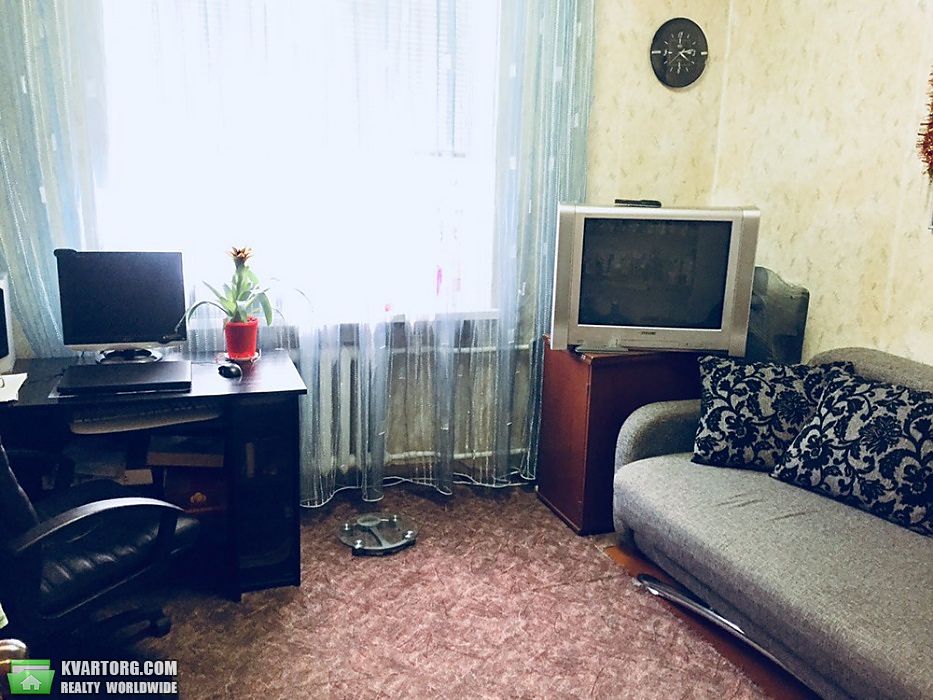 Sell 2-room apartment. Киев, Кириловская — photo 1