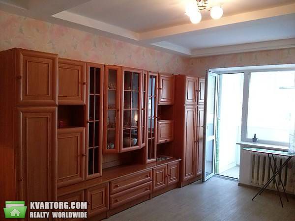 Rent out 1-room apartment. Киев,  Героев Днепра — photo 9
