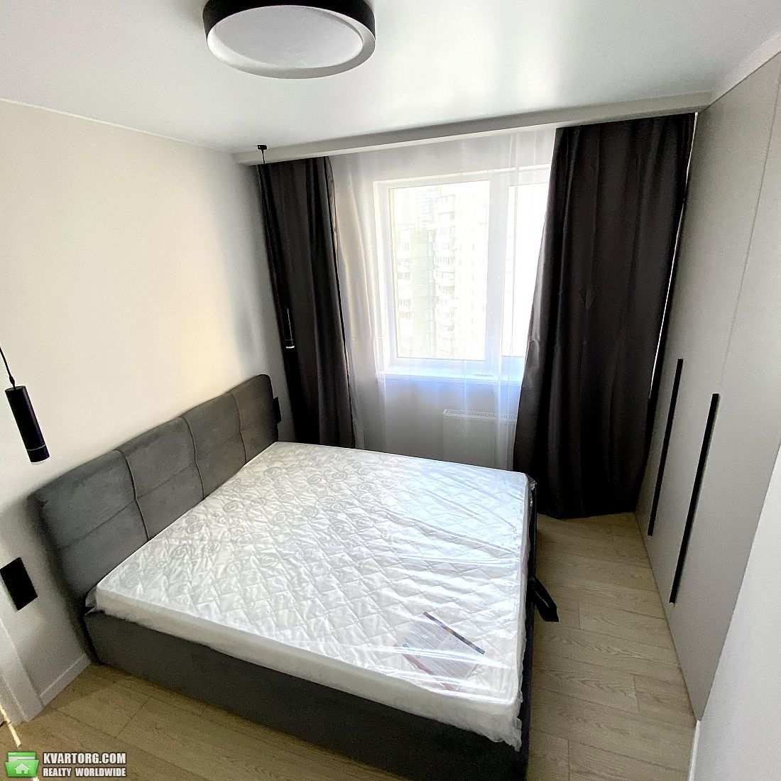 Sell 1-room apartment. Киев,  Новомостицкая — photo 3
