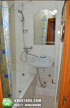 Rent out 2-room apartment. Киев,  Борщаговская — photo 7