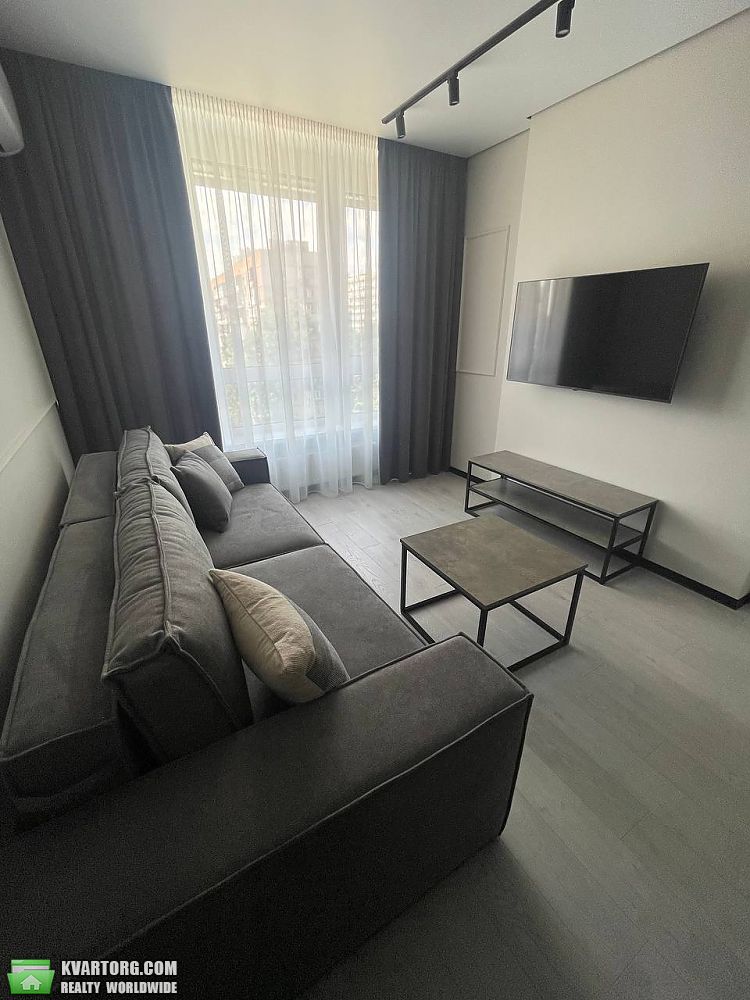 Rent out 1-room apartment. Киев, Провулок Ужгородський — photo 5