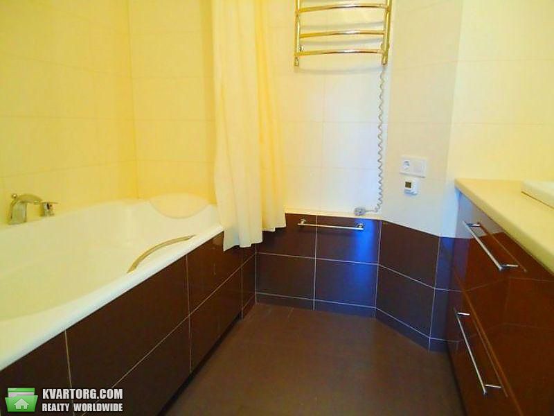 Rent out 3-room apartment. Киев,  Дегтяревская — photo 7