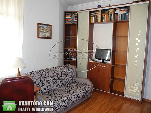 Rent out 4-room apartment. Киев, Леси Украинки бул — photo 5