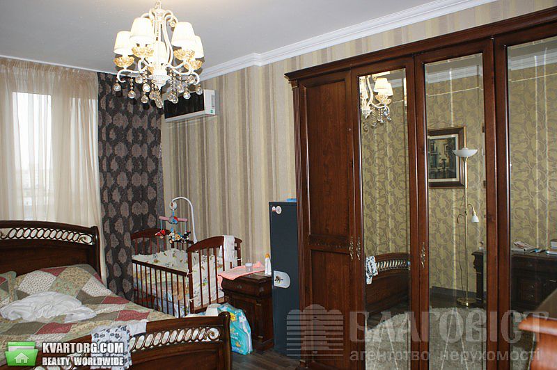 Sell 2-room apartment. Киев,  Вышгородская — photo 2