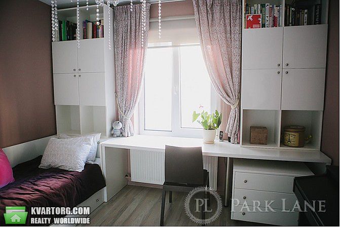 Sell 3-room apartment. Киев,  Срибнокильская — photo 9