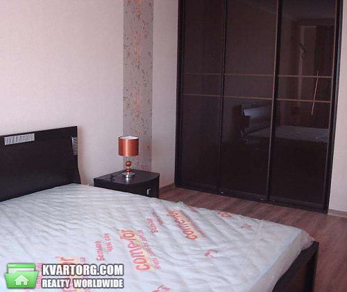Rent out 2-room apartment. Киев, Комбинатная — photo 5