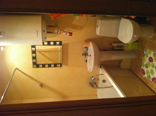 Rent out 1-room apartment. Днепропетровск, Героев проспект — photo 9