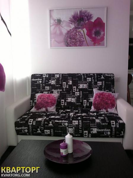 Rent out 1-room apartment. Киев,  Вышгородская — photo 2