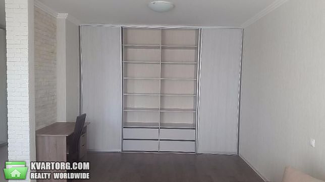Rent out 1-room apartment. Киев,  Харьковское шоссе — photo 8