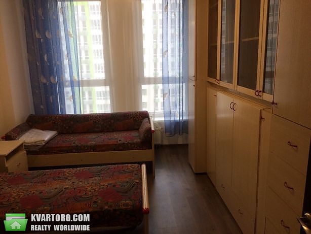 Rent out 2-room apartment. Киев, Проспект Победы — photo 2