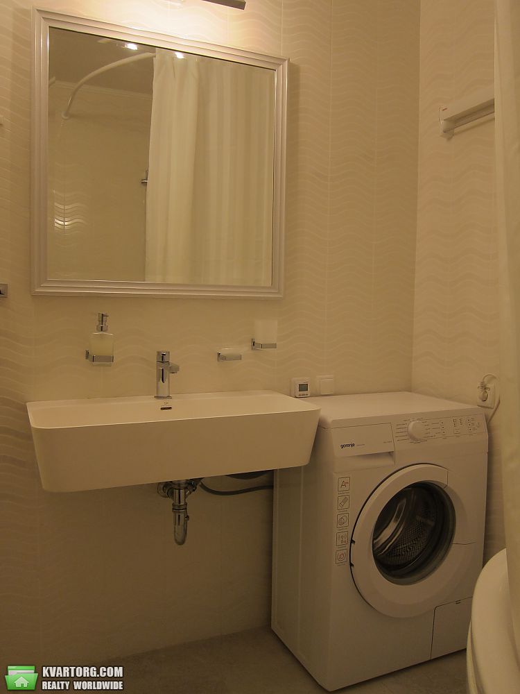 Rent out 2-room apartment. Киев, Ивана Франко — photo 8