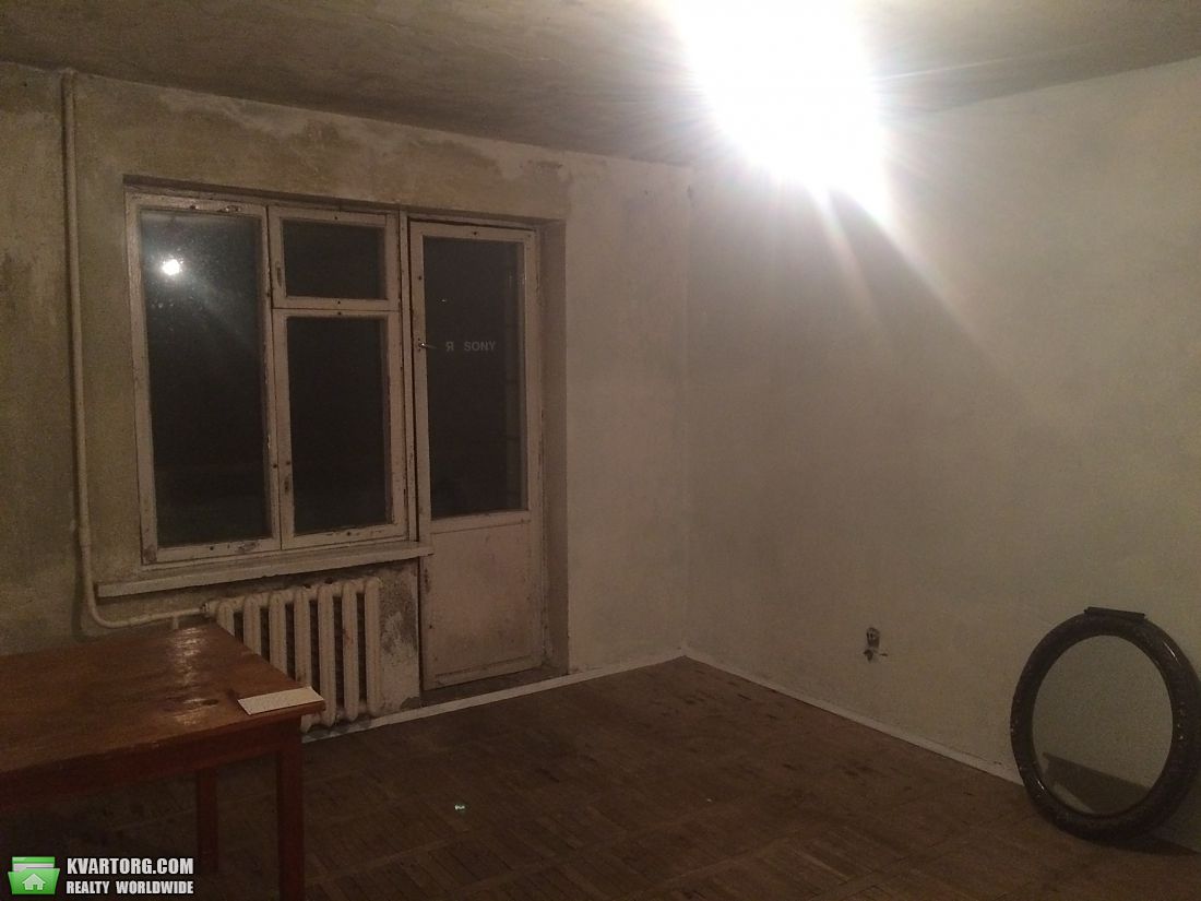 Sell 1-room apartment. Киев,  Нововокзальная — photo 1
